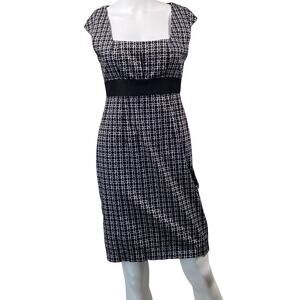 White House Black Market Dress Women's Size 2 Black and White Sheath Geometric